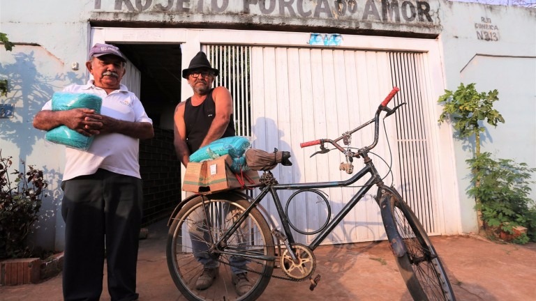 Mil cobertores são entregues pela Prefeitura para famílias da periferia da Capital Divulgação