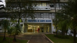 Com apenas R$ 10 milhões em caixa, prefeitura da Capital pagará o que der