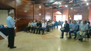 Puccinelli faz palestra para futuros secretários. (Foto: Divulgação)