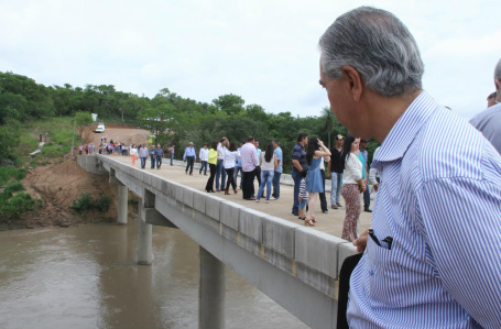 Inauguração de ponte na cidade de Caracol. Foto: Edemir Rodrigues
