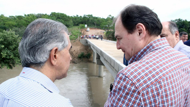 Governador e secretário de Infraestrutura em inauguração de ponte. Foto: Edemir Rodrigues