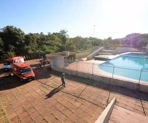 Vítima foi atendida por uma equipe do Corpo de Bombeiros e do Samu - Divulgação/Corpo de Bombeiros