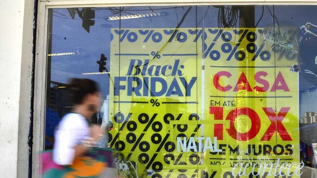 Black Friday deve movimentar R$ 3,27 bilhões no Brasil (Rovena Rosa/Agência Brasil)