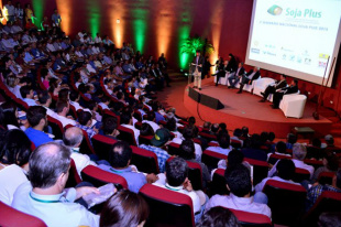 Resultados do Soja Plus são apresentados durante Bienal da Agricultura