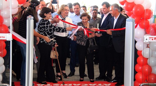 Reinaldo Azambuja destaca geração de 320 empregos em inauguração de supermercado