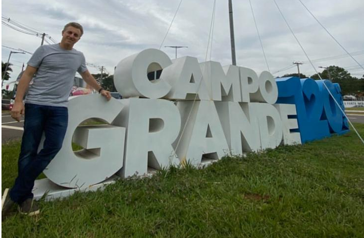 Ele voltou: Luciano Huck chega na Capital, faz stories e elogia a hospitalidade da cidade Reprodução - Instagram
