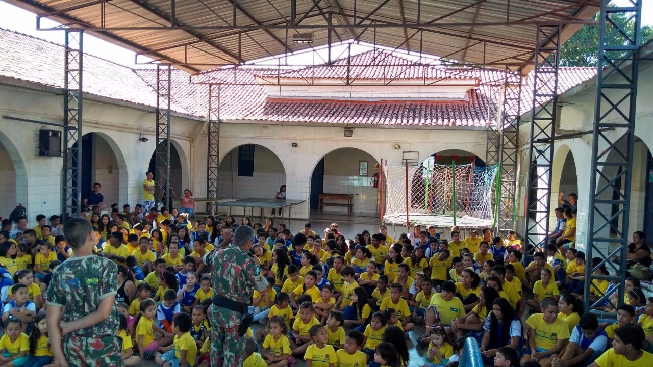 Projeto atende alunos e leva educação ambiental- Foto: Divulgação