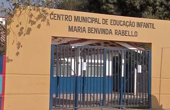 Dez crianças passam mal em creche e são internadas com suspeita de intoxicação alimentar Dez crianças passam mal em creche e são internadas com suspeita de intoxicação alimentar