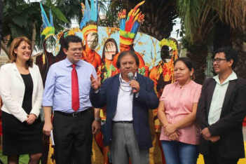 Líderança reconhecida mundialmente agradece Andréia Olarte pela valorização das comunidades indígenas