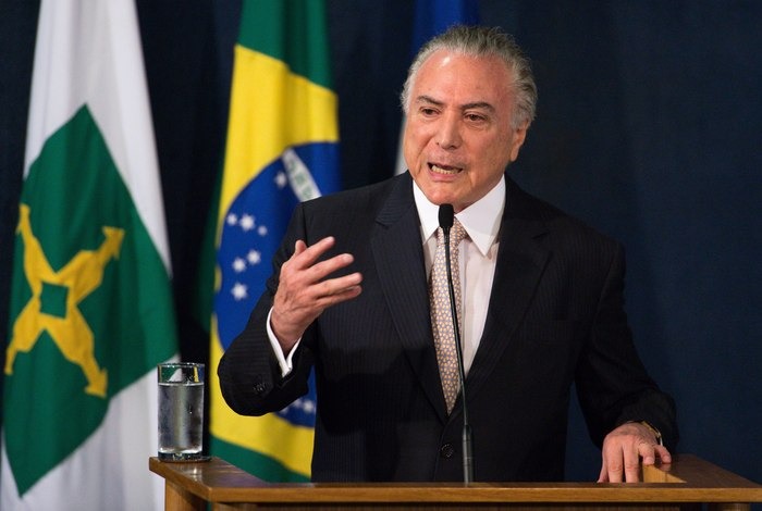 Temer assina decreto que concede indulto natalino a presos
Marcelo Camargo / ABR