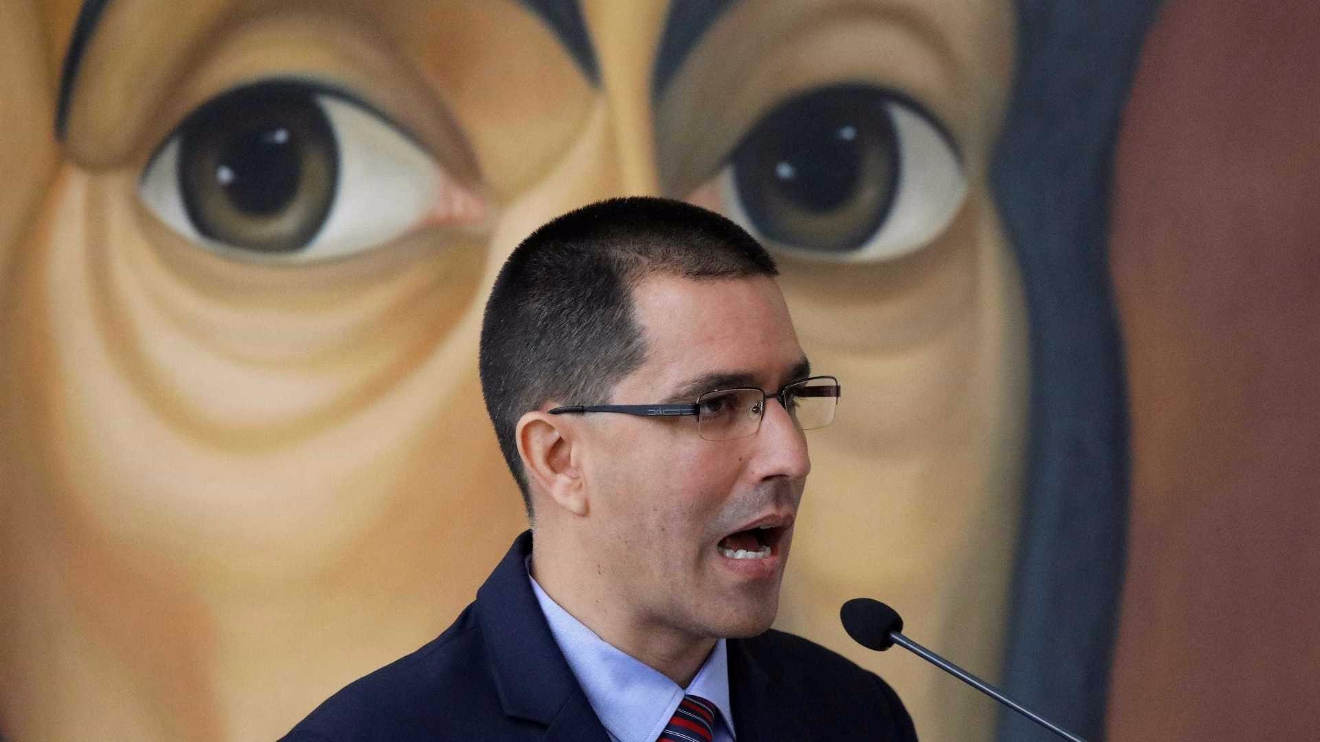 Venezuela repudia declaração de Trump sobre 'opção militar' REUTERS/Carlos Garcia Rawlins