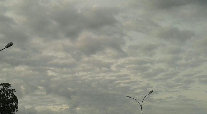 Previsão de sol com pancadas de chuva para o feriado de Finados