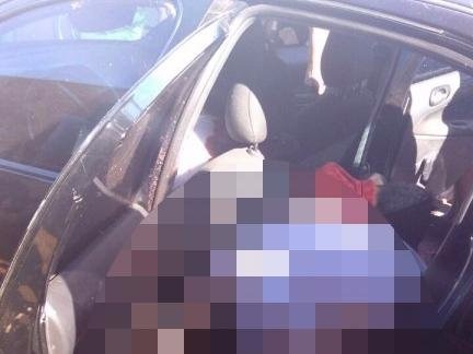Execução no Jardim Carioca deixa pelo menos 2 mortos e um baleado Foto: Direto das Ruas