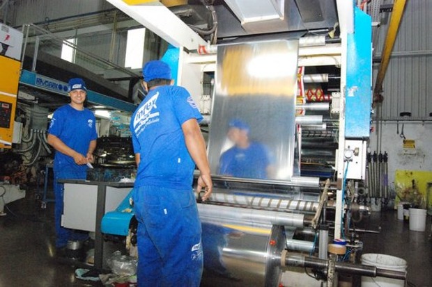 Indústria de MS encerra 1º semestre com saldo positivo de 1,9 mil novos postos de trabalho Indústria de MS encerra 1º semestre com saldo positivo de 1,9 mil novos postos de trabalho