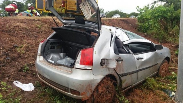Duas pessoas ficam feridas após acidente na BR-163 Foto: Maikon Leal/ Coxim Agora