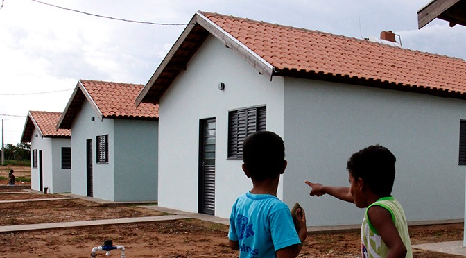 Agehab atinge meta e mais de mil títulos de propriedade são entregues no Estado Agehab atinge meta e mais de mil títulos de propriedade são entregues no Estado
