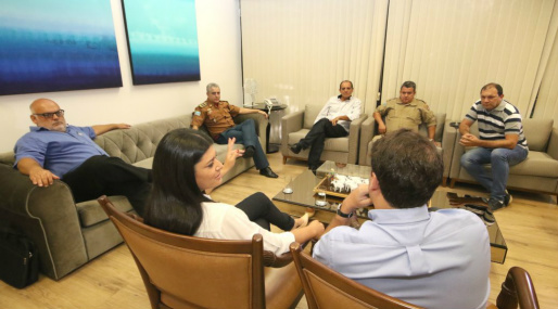 Rose acerta detalhes para instalação do Corpo de Bombeiros em Nova Alvorada do Sul Rose acerta detalhes para instalação do Corpo de Bombeiros em Nova Alvorada do Sul