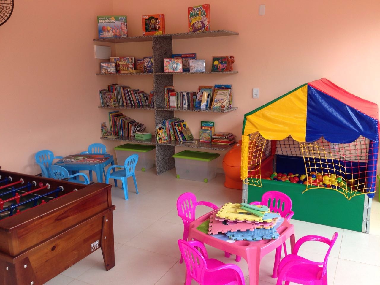 Casa Peniel promove Bazar Solidário de Natal Casa Peniel promove Bazar Solidário de Natal