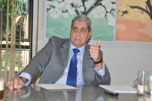 André diz que MS só quebra se o sucessor torrar dinheiro no boteco O governador André Puccinelli: equilibrio nas finanças. (Foto: Marcelo Calazans)
