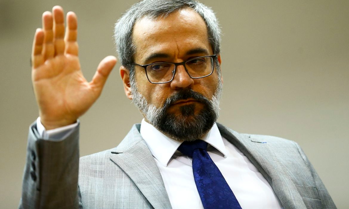 Ministro diz que governo recorrerá de decisão sobre adiamento do Enem Marcelo Camargo/Agência Brasil