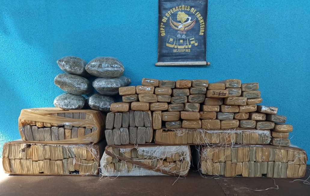 Casal que transportava maconha para Minas Gerais é preso pelo DOF