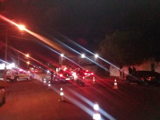 A fiscalização ocorreu entre ontem e hoje na na Rua Brilhante. BPTran/Divulgação
