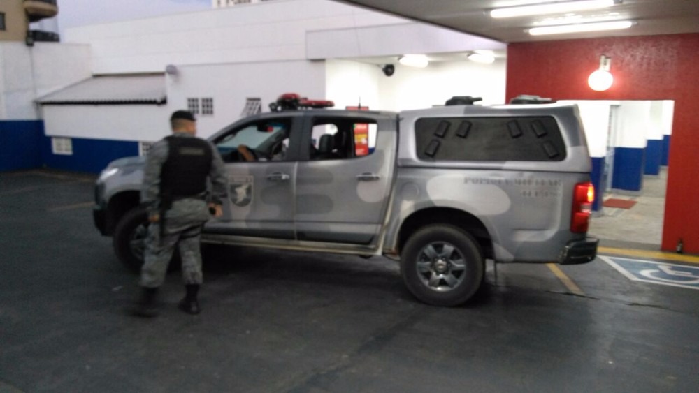 Várias equipes da PM foram acionadas para localizar assaltante em Campo Grande (Foto: Osvaldo Nóbrega)