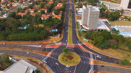 Orientação sobre mudanças em rotatória é novo desafio