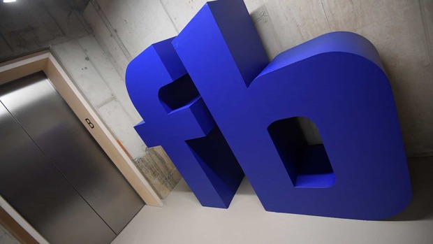Facebook vai facilitar transferência de fotografias e vídeos