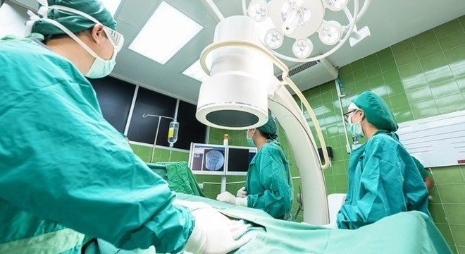 Mesmo na crise, cirurgia plástica com fins estéticos aumenta 25,2% Quantidade de cirurgias plásticas com fins estéticos cresce no Brasil. Pixabay