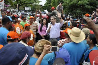 Prefeito Alcides Bernal recebe representantes da agricultura familiar