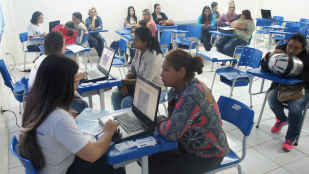 Cinco mil precisam procurar SEMED para confirmar matrícula Cinco mil precisam procurar SEMED para confirmar matrícula
