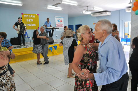CCIs retomam atividades com os tradicionais bailes para os idosos Baile da terceira idade é tradicional nos centros de convivência – Assecom/Arquivo