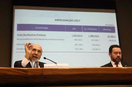 Governo quer adiar aumento para servidores federais Ministros Henrique Meirelles e Dyogo Oliveira
André Dusek/15.08.2017/Estadão Conteúd