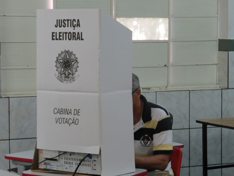 Maioria dos eleitores de MS não possui ensino fundamental Maioria dos eleitores de MS não possui ensino fundamental