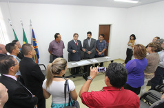 Prefeito assina Lei com fins de reparar danos no ambiente escolar